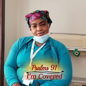 Meet your Posher, Maxine